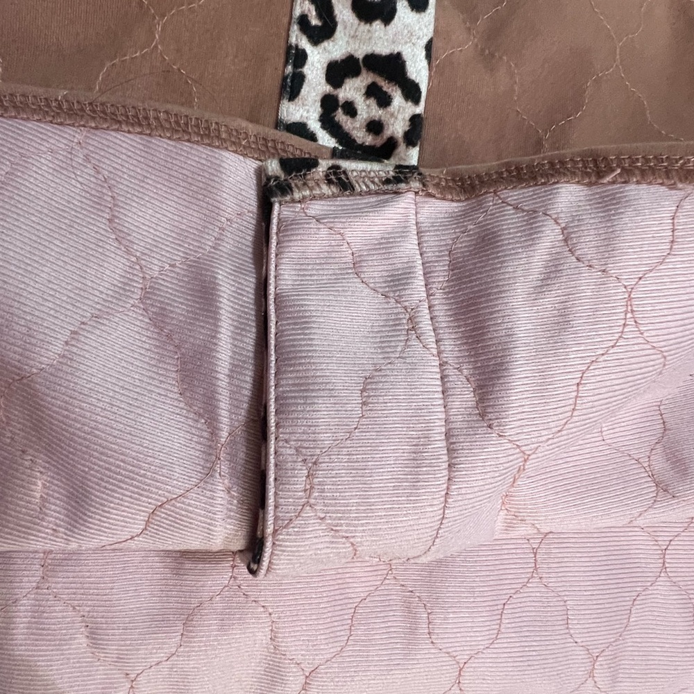 NWT Umgee Pink Button-Down Shirt Quilted Texture Leopard Print Accents Size Sm - Picture 9 of 10